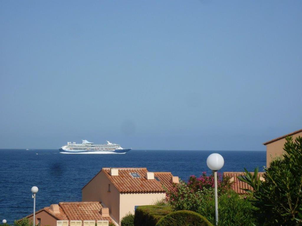 Logement Calme Proche Mer, 4 Personnes, St Aygulf Fréjus 외부 사진